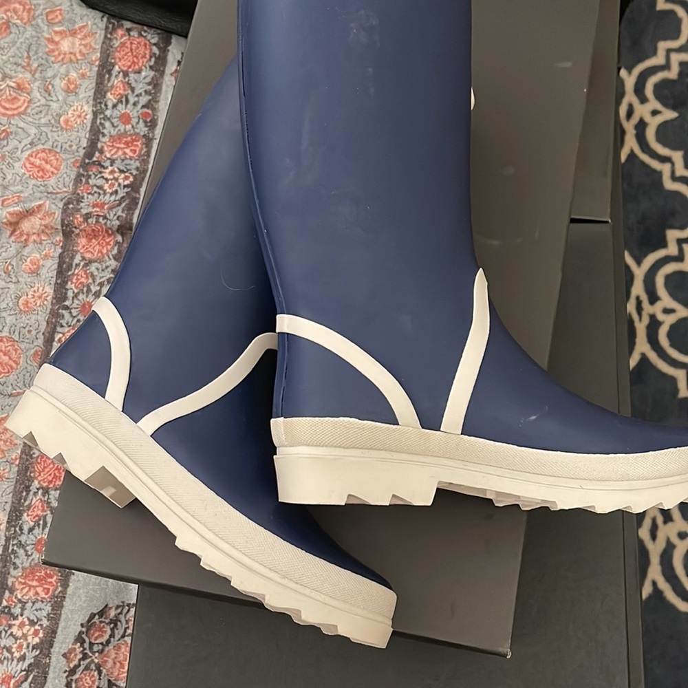 J.Crew Tall lug-sole rain boots BA185 - Picture 8 of 8